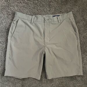 Vineyard Vines Light Tan Flat Front Shorts